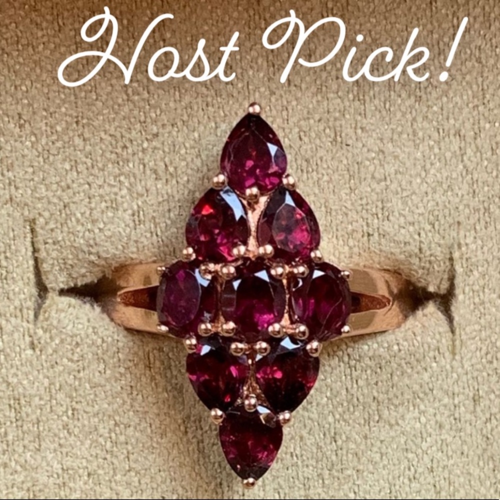 🌺HOST PICK!!! Rhodolite Garnet Ring🌺